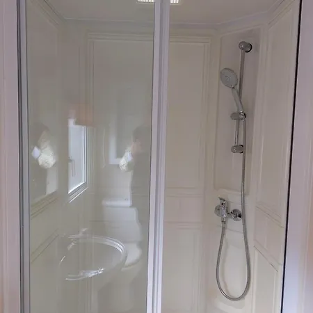 Static Caravan-Church Farm In Lovely Countryside Open March-October Stratford-upon-Avon Esterno foto