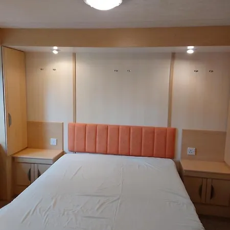 Static Caravan-Church Farm In Lovely Countryside Open March-October Stratford-upon-Avon Esterno foto