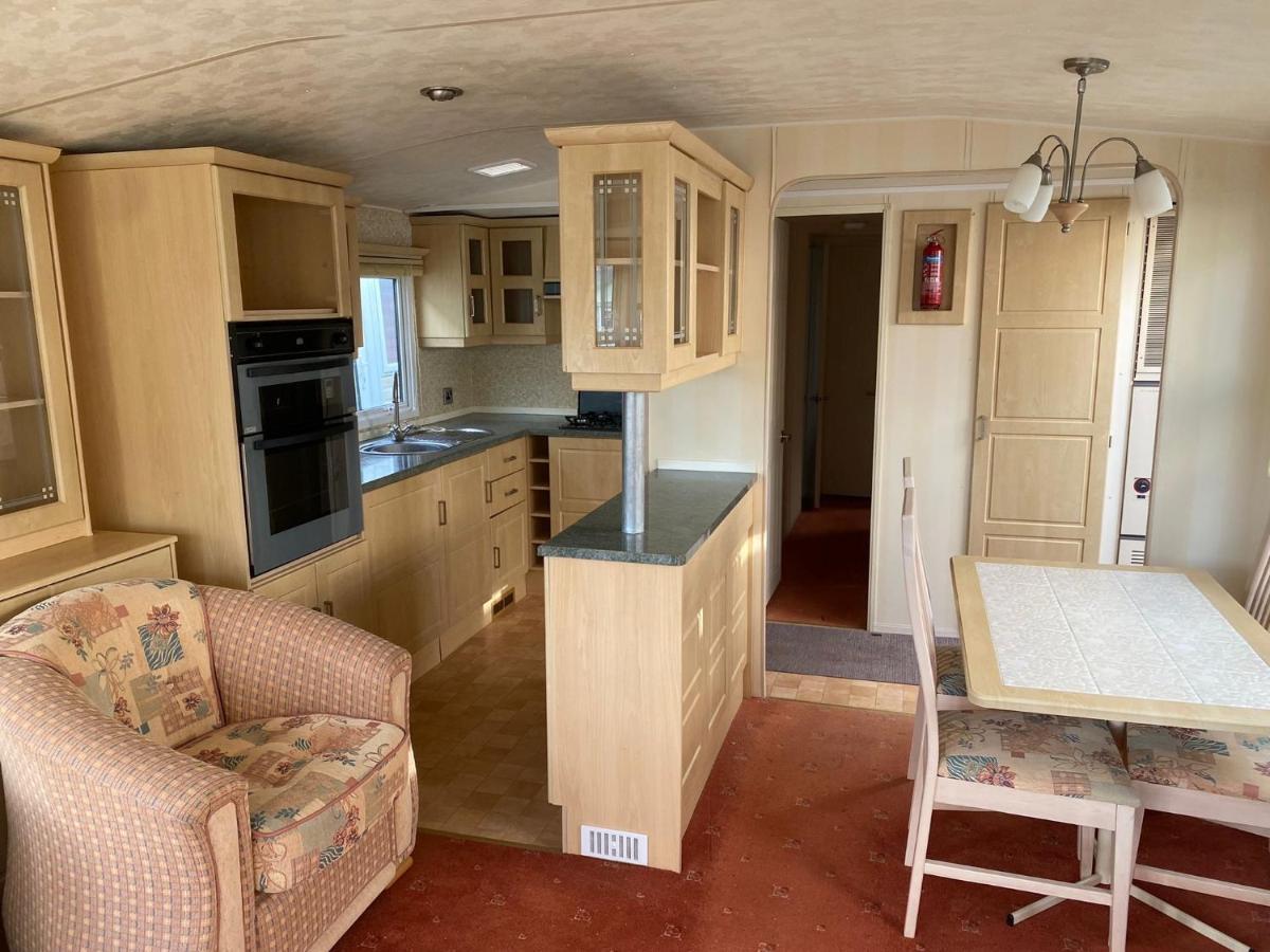 Static Caravan-church Farm In Lovely Countryside Open March-october Apartment *