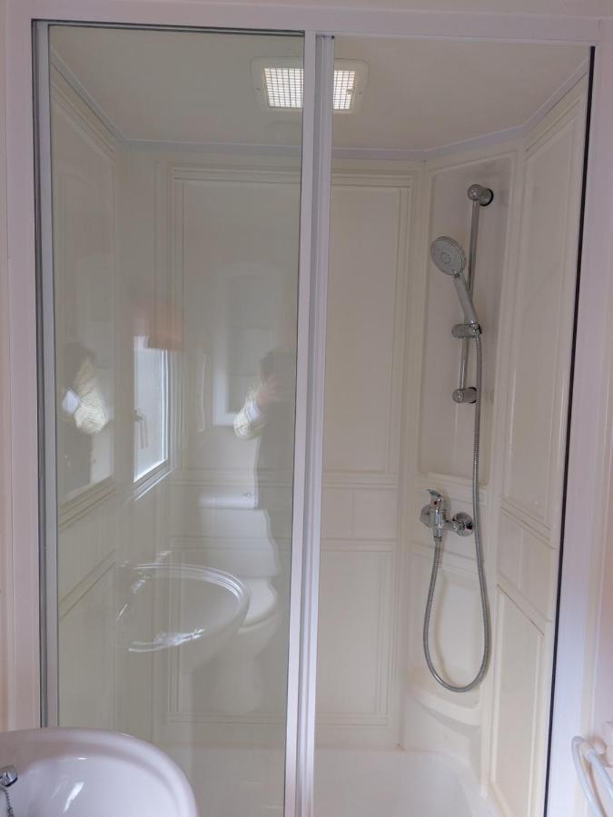 Static Caravan-church Farm In Lovely Countryside Open March-october *