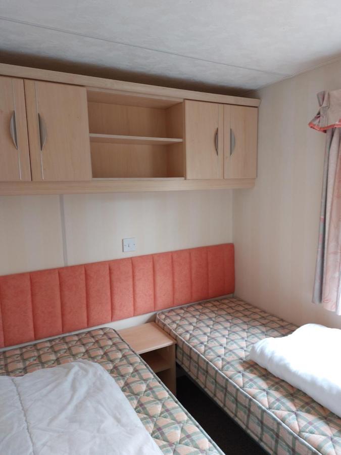 Static Caravan-church Farm In Lovely Countryside Open March-october